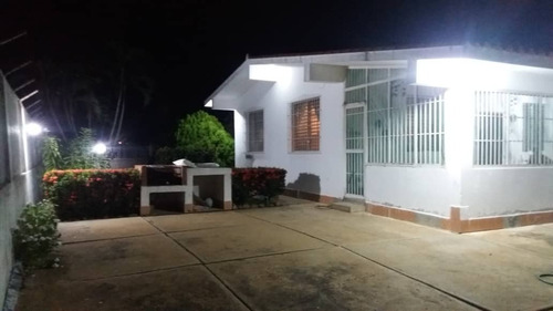 Imagen 2 de 19 de Oportunidad Casa Urb. Playa Pintada