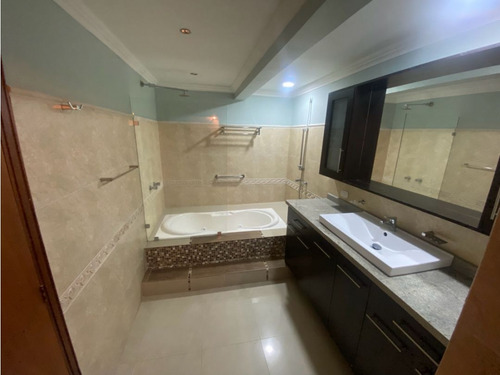 Casa Alquiler Con Piscina San Miguel Maturin Venezuela