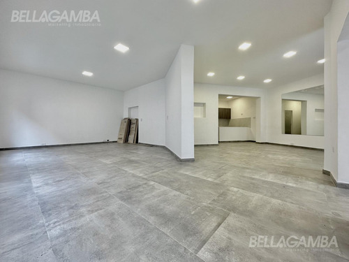 Oficina Venta Olivos 200m2 100% Remodelada