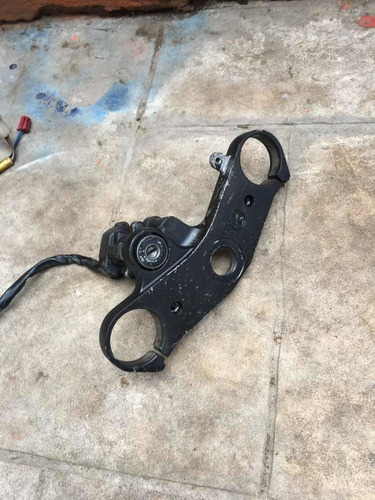 Yugo Superior Yamaha R1 04-06 (Usado)