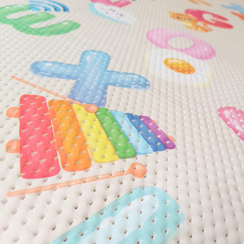 Tapete Infantil Antiderrapante Diversas Estampas 4m X 1,30m