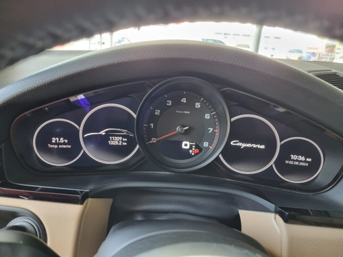 Porsche Cayenne Coupe Platinum Edition 2023