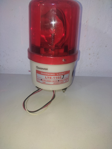 Lampara Tipo Licuadora Incandescente 10w  110-220vac Roja 