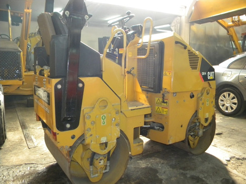 Caterpillar Cb-14 Vibrocompactador