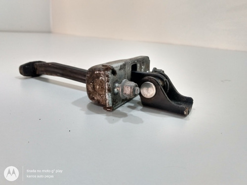 Imagem 3 de 5 de Limitador De Porta Dianteira Direita Ford Focus