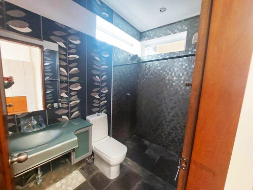 Imagen 15 de 19 de Belkliag/ Alquila Lujosa Casa Amoblada En Guataparo Valencia (jplz)
