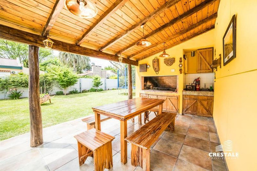 Imagen 20 de 21 de Casa 5 Dormitorios En Venta, Jardin, Piscina, Quincho - Fisherton