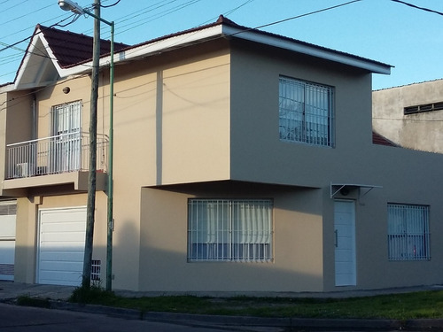 Duplex En Excelente Estado. Rodriguez Peña Al 1500, Banfield