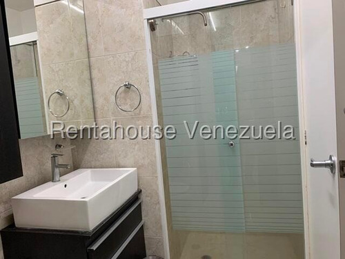 Apartamento En Alquiler, El Rosal #25-17239 - Marigreys Blanco -
