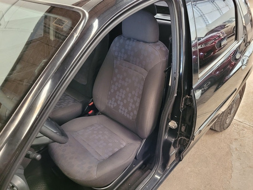 Imagen 9 de 16 de Suzuki Fun 1.4 C/gnc 5ptas