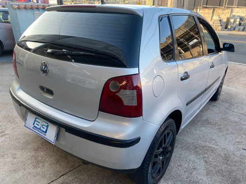 Imagem 4 de 8 de Polo 1.6 Mi 8v Completo