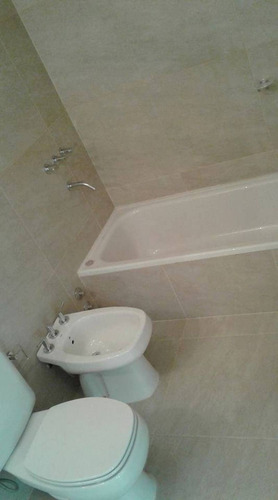 Departamento En Venta Ubicado En Villa Los Remeros (rincón De Milberg), Zona Norte