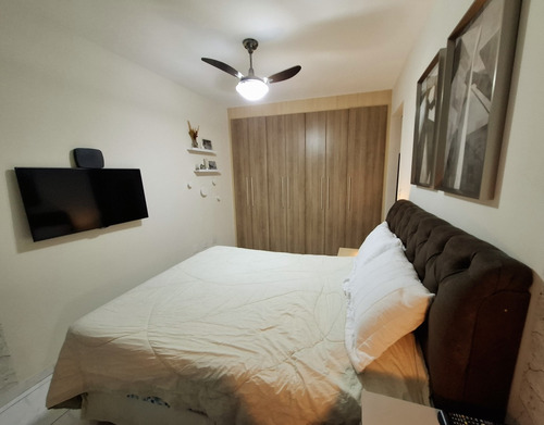 Apartamento 2 Dormitórios Com 1 Suite