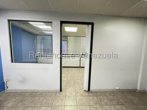 Alquilo Cómoda Oficina Bello Monte !!!