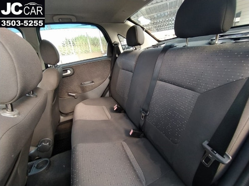 Chevrolet Corsa Sedan Premium 1.4