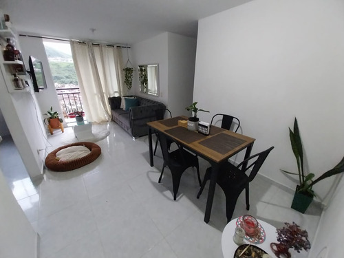 Vendo Apartamento En Rodeo Alto, Medellín, Urbanización Florence