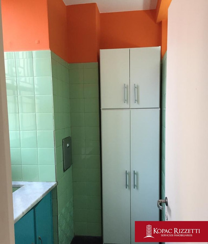 Imagen 5 de 9 de Centro (av Colon 300) - Venta Depto. 2 Dormitorios.
