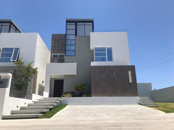 Casa Vista Al Mar Rosarito | Metros Cúbicos