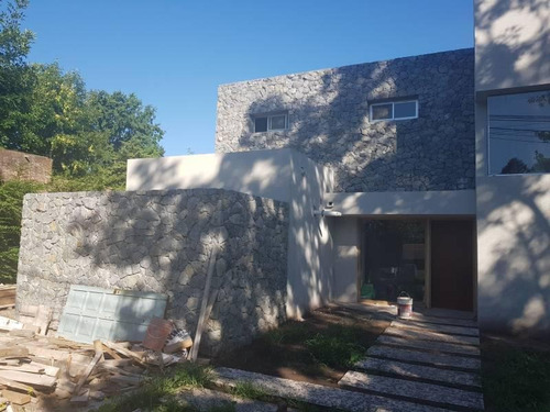 Imagen 6 de 16 de Venta De Casa 4 Ambientes A Estrenar