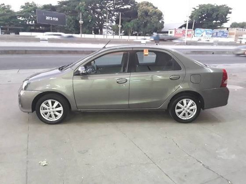Imagem 8 de 9 de Toyota Etios 1.5 X Plus Sedan 16v Flex 4p Automático
