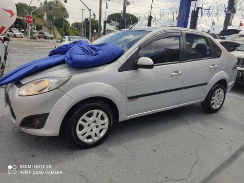 Fiesta Sedan 1.6 Completo, R$ 799,00 Sem Entrada
