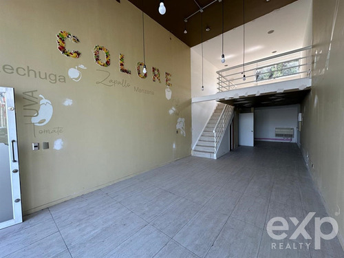 Arriendo Local Comercial Con Alto Trafico En Avda La Dehesa