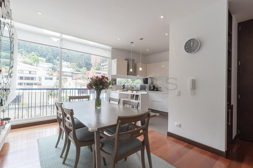Apartamento En Venta En El Refugio-chapinero. Cod V4422