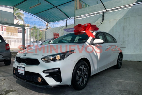 Imagen 1 de 10 de Kia Forte 2.0 Lx At