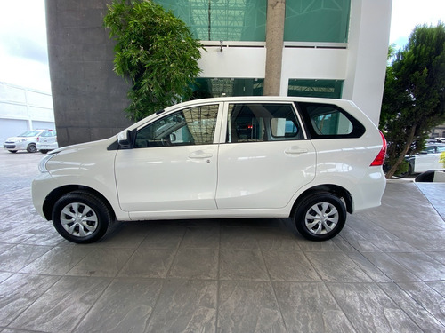 Imagen 4 de 11 de Toyota Avanza Cargo 2016