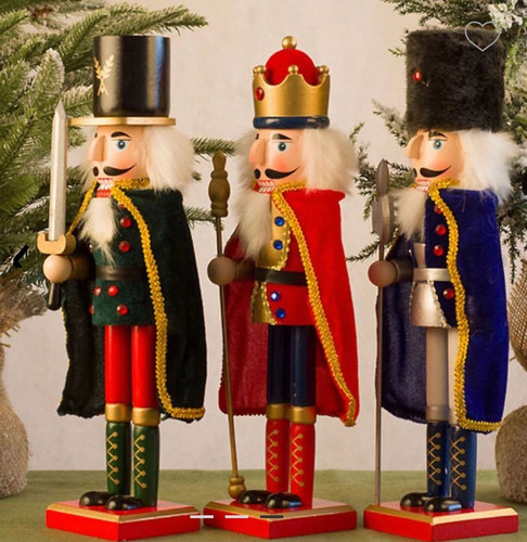 Imagen 4 de 7 de Muñeco Navideño Cascanueces De Manera 38 Cm