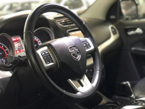 Imagen 9 de 15 de Dodge Journey 2.4 Sxt At 7 Plazas
