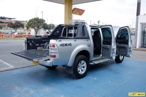Ford Ranger 2.6 4x4 2011