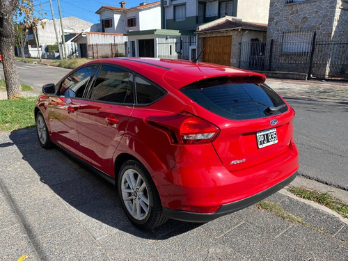 Imagen 7 de 15 de Ford Focus Se 2.0