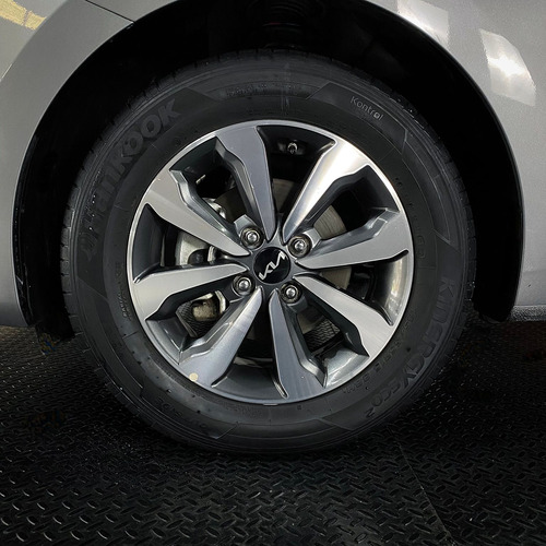 Kia Rio 1.6 Sedan LX At