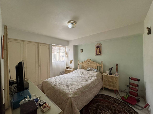 Venta De Apartamento En Las Acacias, Avenida Victoria