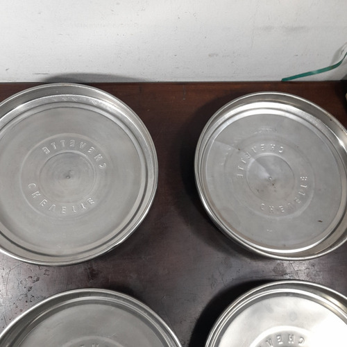 Imagem 9 de 9 de Calota Chevette Tubarão Inox Pintura Ok Aro 13 Original