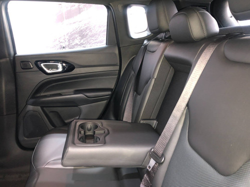 Imagem 3 de 15 de Jeep Compass 1.3 T270 Turbo Flex Longitude 80 Anos At6