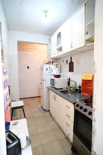 300mts De Rambla,2 Patios,amplio,seguro,prox P.rodo