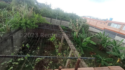 Casa En Obra Gris Con Amplio Terreno Y Gran Potencial Para Construir Locales Comerciales , El Conjunto Cuenta Con Pozo Profundo, Cercado Totalmente De Facil Acceso A La Autopista