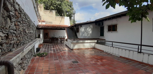 Imagen 5 de 20 de Venta De Cómoda Casa En Cumbres De Curumo / Ofc 21-17403