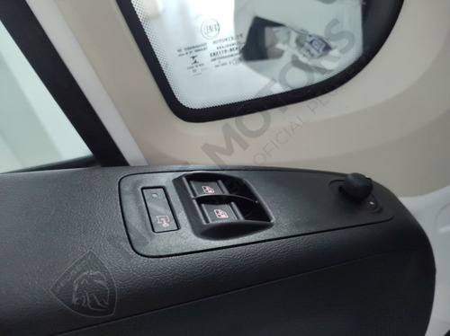 Imagen 5 de 25 de Peugeot Boxer Premium 2.2 Hdi 435mh 130 0km 2023
