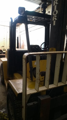 Imagem 4 de 15 de Empilhadeira Yale 7 Tdiesel T2e 5,4m2005rodado Duplo Repasse