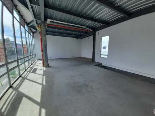 Local En Arriendo En La Castellana. Cod A1038670