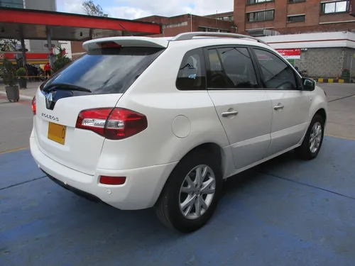 Renault Koleos DYNAMIQUE 4X4 2500CC MT AA