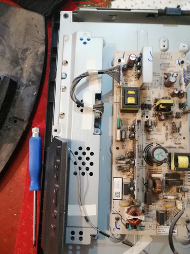 Imagen 5 de 5 de Televisor Sony Lcd Kdl-32ex305 Desarme, Pantalla Quebrada