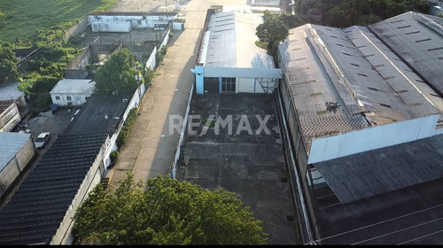 Se Alquila Galpon Comercial En Av Alirio Ugarte Pelayo