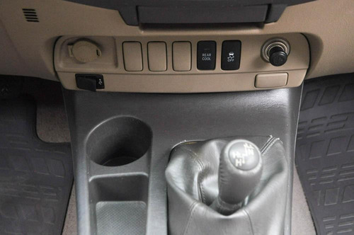 Toyota Hilux SW4 SRV 3.0 4X4 AT (7L)