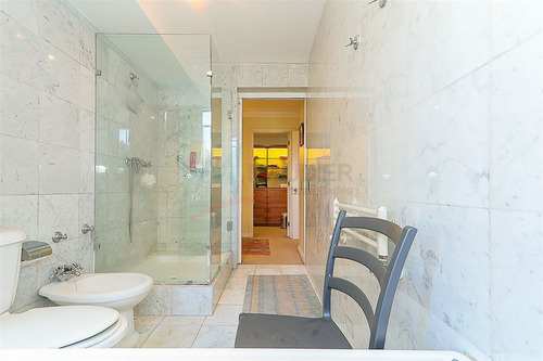 Departamento En Venta De 3 Dorm. En Las Condes