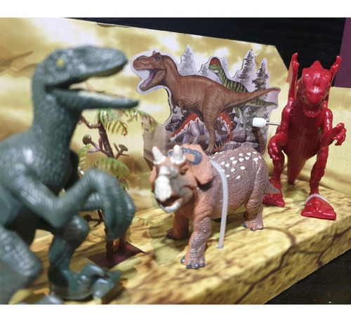Imagen 3 de 4 de Dinosaurios Chicos Set X 3 Coleccionables Camina Ruge
