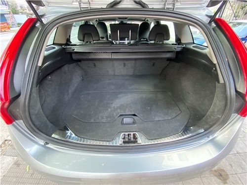 Volvo V60 2.0 T5 Momentum Turbo Gasolina 4p Automático